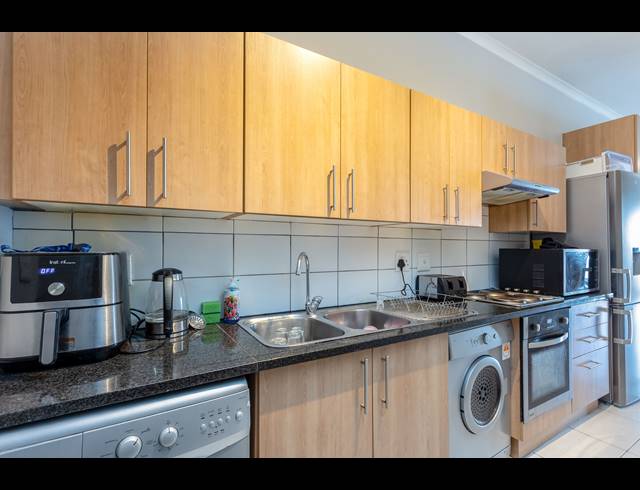 2 BEDROOM APARTMENT FOR SALE IN WOODSTOCK